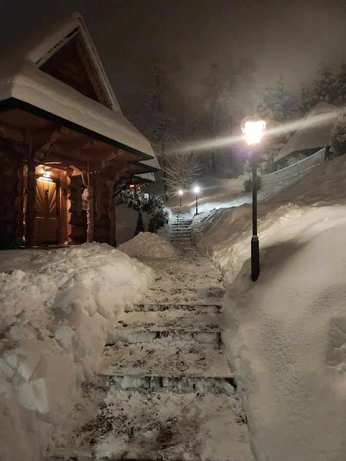 Chalet Goralska Chatka 2 Highland Cottage - Split Ac, Jacuzzi, Sauna, Private Parking, Mountains View, Garden, Zakopane