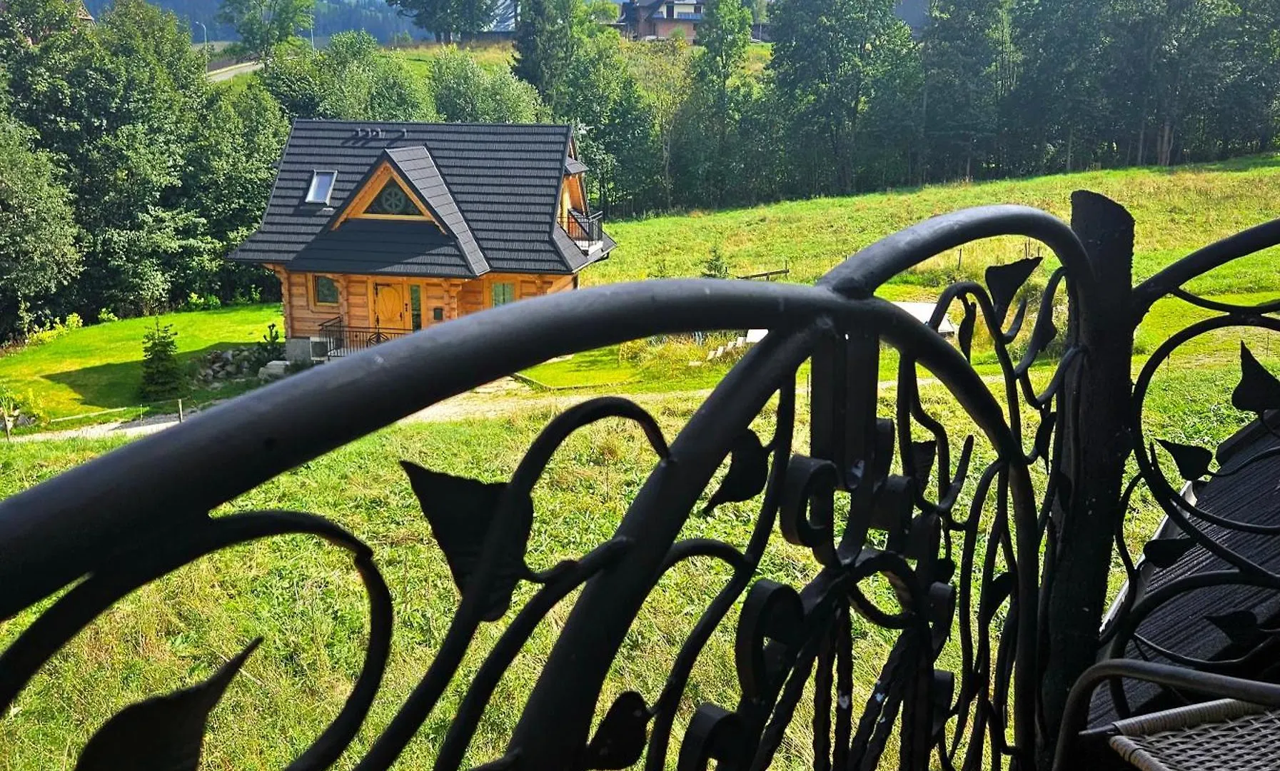 Goralska Chatka 2 Highland Cottage - Split Ac, Jacuzzi, Sauna, Private Parking, Mountains View, Garden, Zakopane Polen